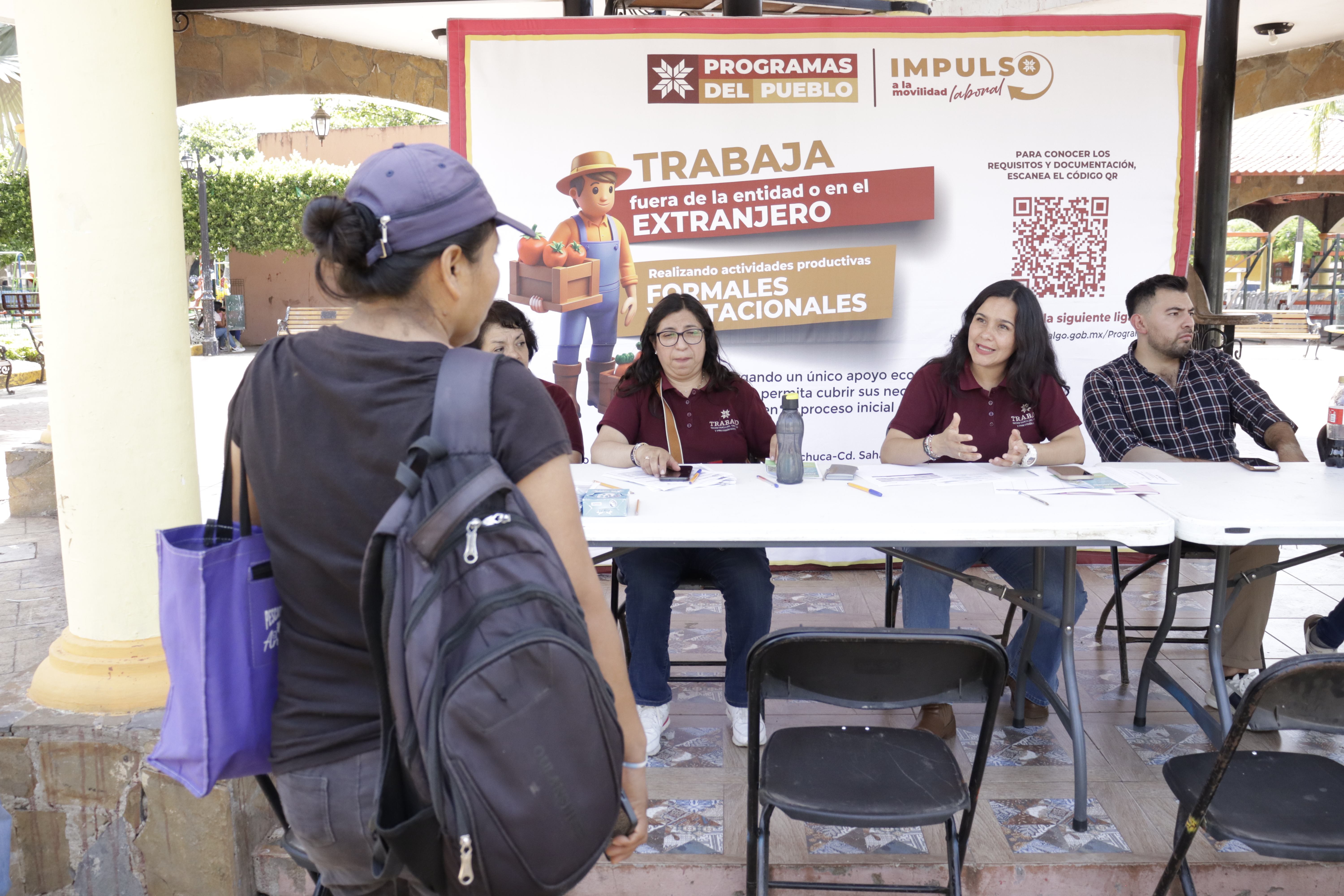 STPSH coloca a trabajadores en empresas agrícolas formales