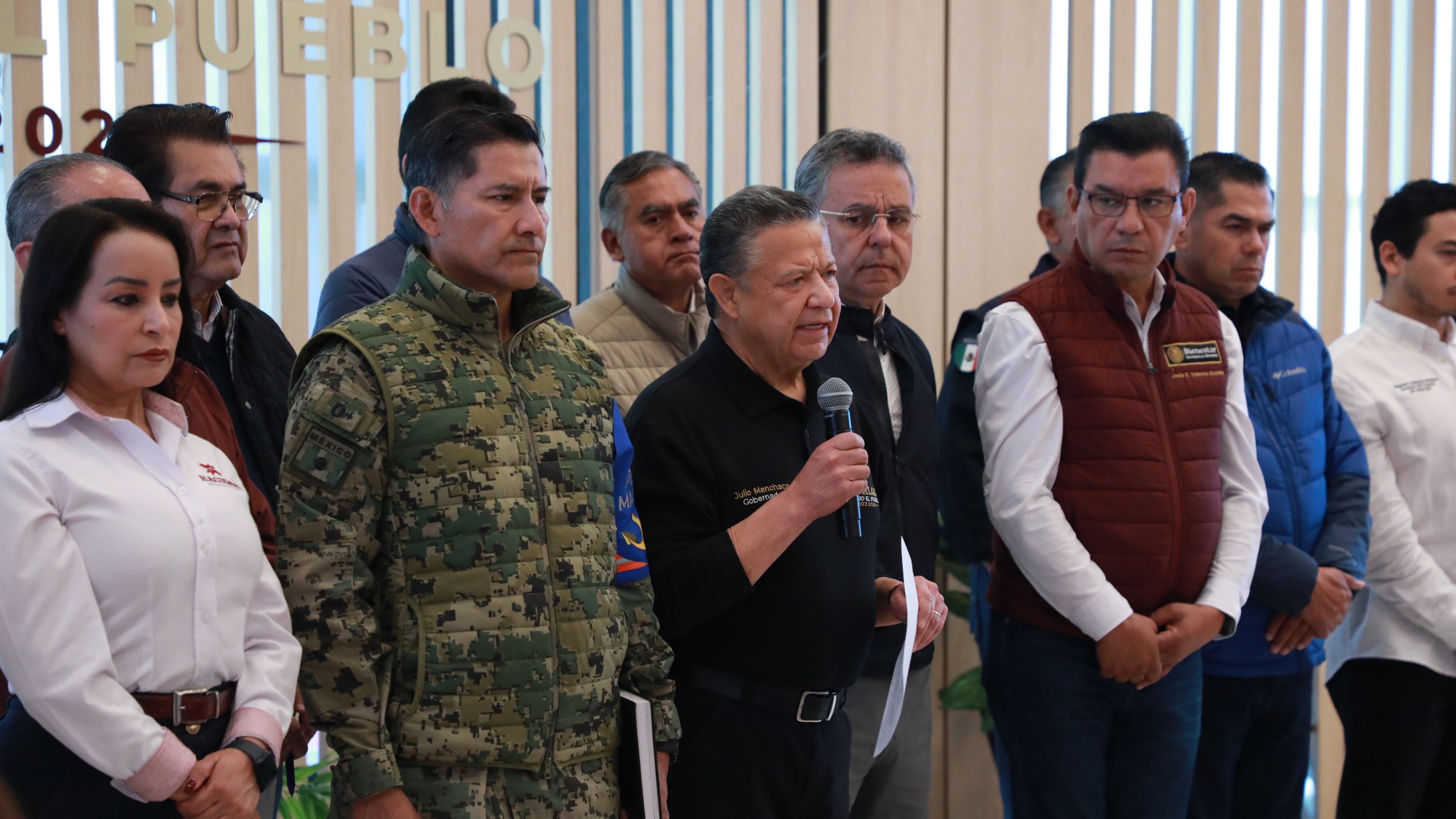 Menchaca reporta reducción de municipios prioritarios y avances en la rehabilitación de caminos