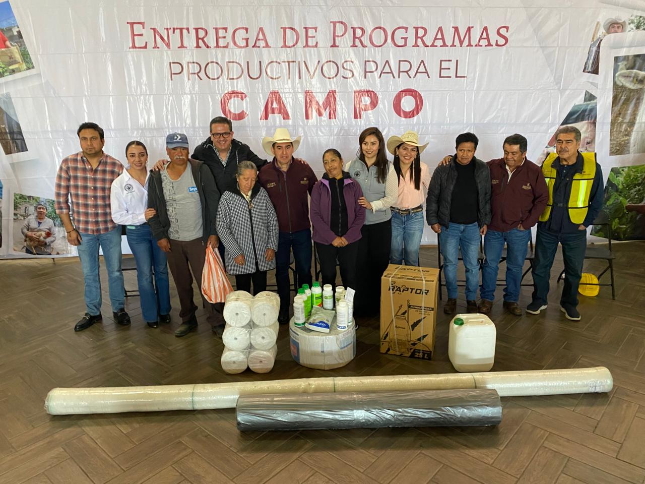 Impulsan el desarrollo del campo hidalguense con entrega de apoyos directos en Zempoala