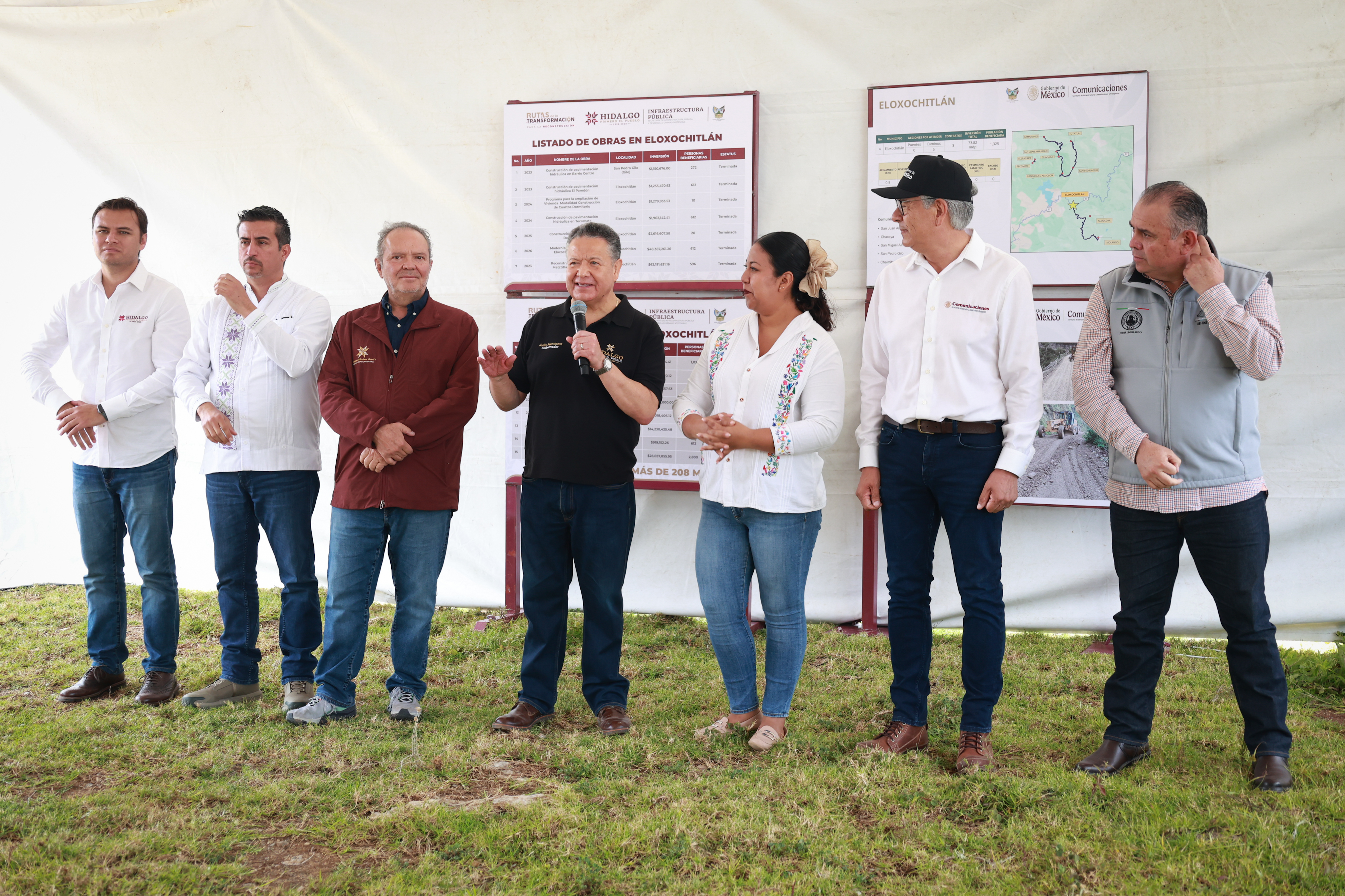 Menchaca Salazar regresa a Eloxochitlán con las Rutas para la Reconstrucción