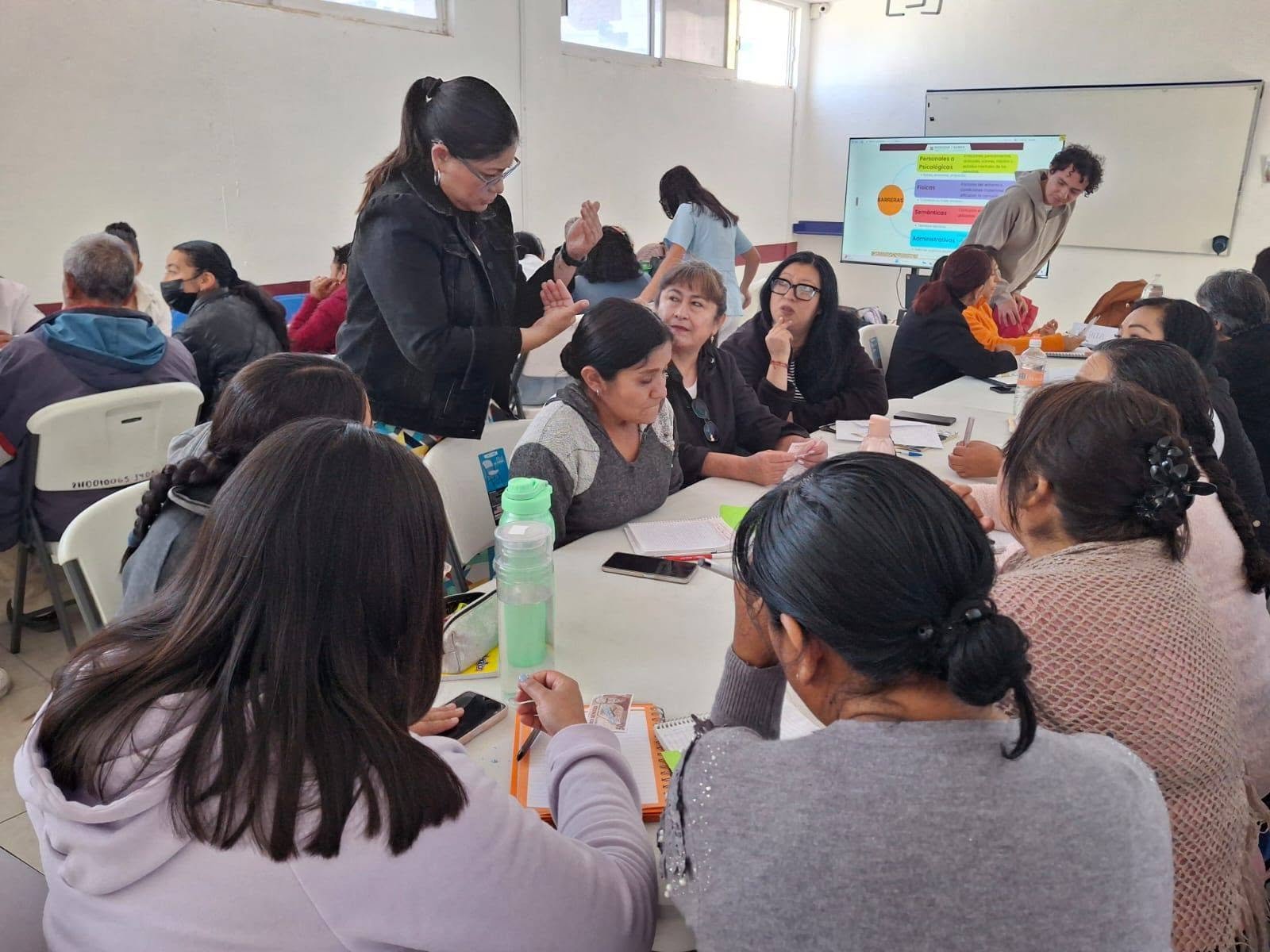 Invita IAAMEH al curso “Formación integral para las personas cuidadoras” para brindar una atención de calidad